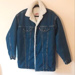 Vintage Levi's Blue Denim Jacket with White Sherpa Lining Mens Small Made In USA